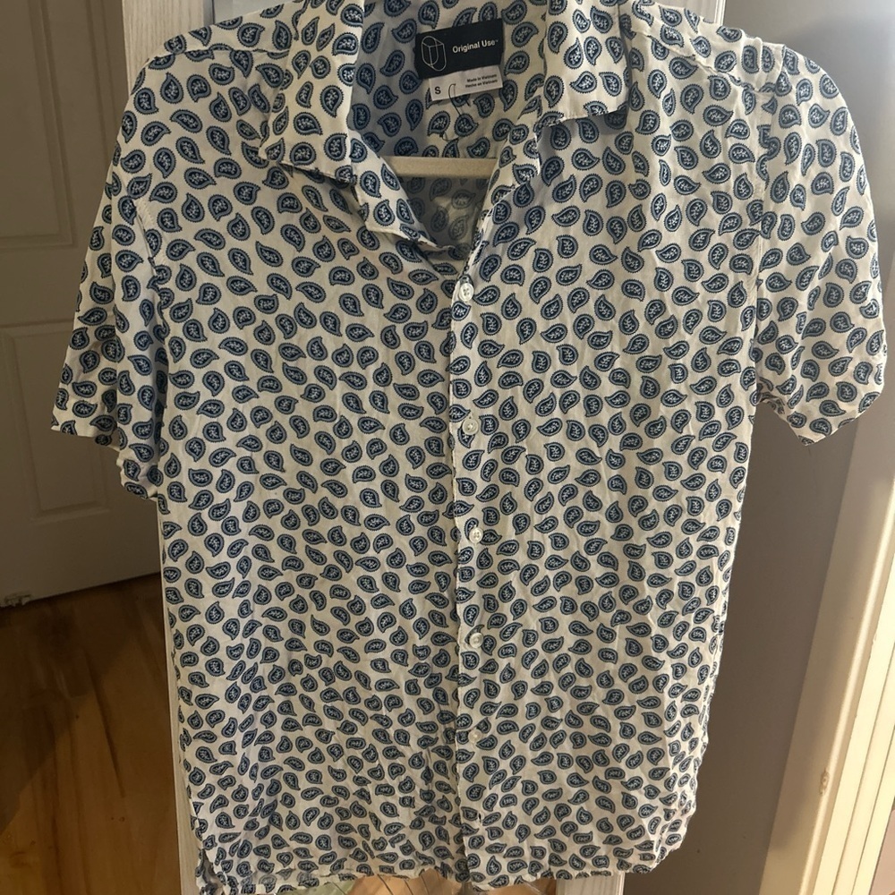 Original Use White and Blue Paisley Shirt